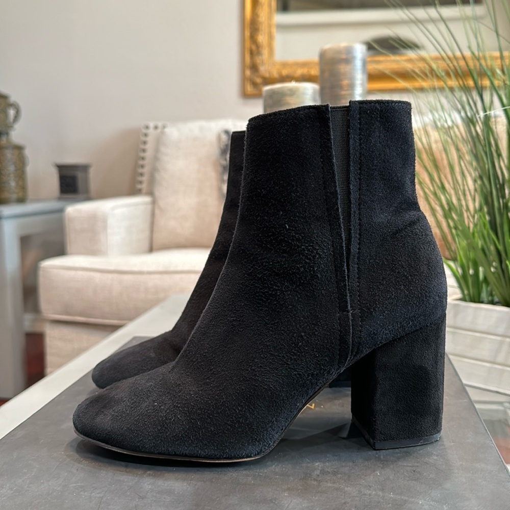 Nordstrom Halogen Black Suede boots